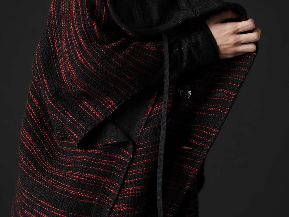 ヌード マサヒコマルヤマ 2022-23AW - 今季らしさを前面に味わえるデザインを落とし込んだ作品 - NU-1655(リバーシブル ポンチョ) - 2-011