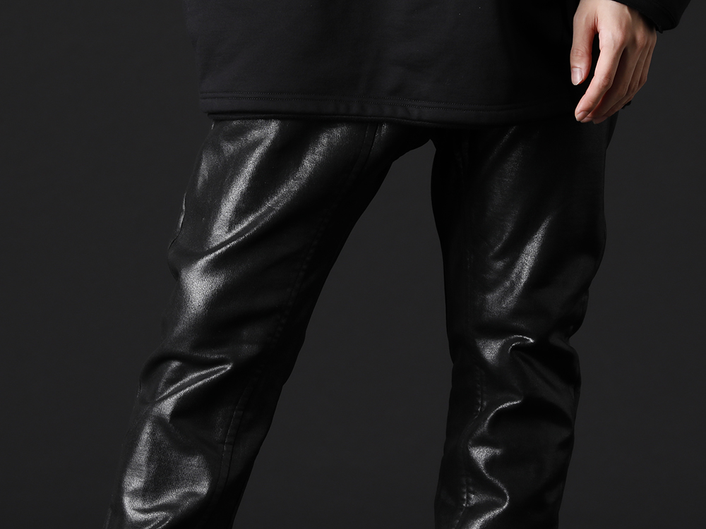 ユリウス 2022-23AW - ストレスフリーなスウェット生地にブランドらしさを加えたパンツ - 799PAM26-C(コーティングスウェット シームドパンツ) - 3-004