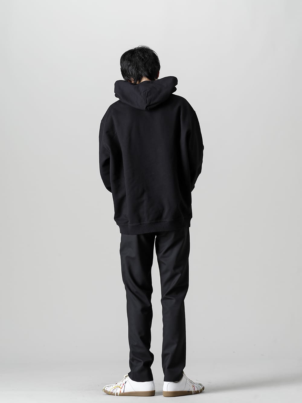 Maison Margiela 2022-23AW Styling A sweat hoodie style that works throughout the year when temperatures drop! - S50GU0167 Hoodie Upside Down Logo - S50KA0530 Drawstring Pants - S57WS0240 Replica Painter Off White 1-002