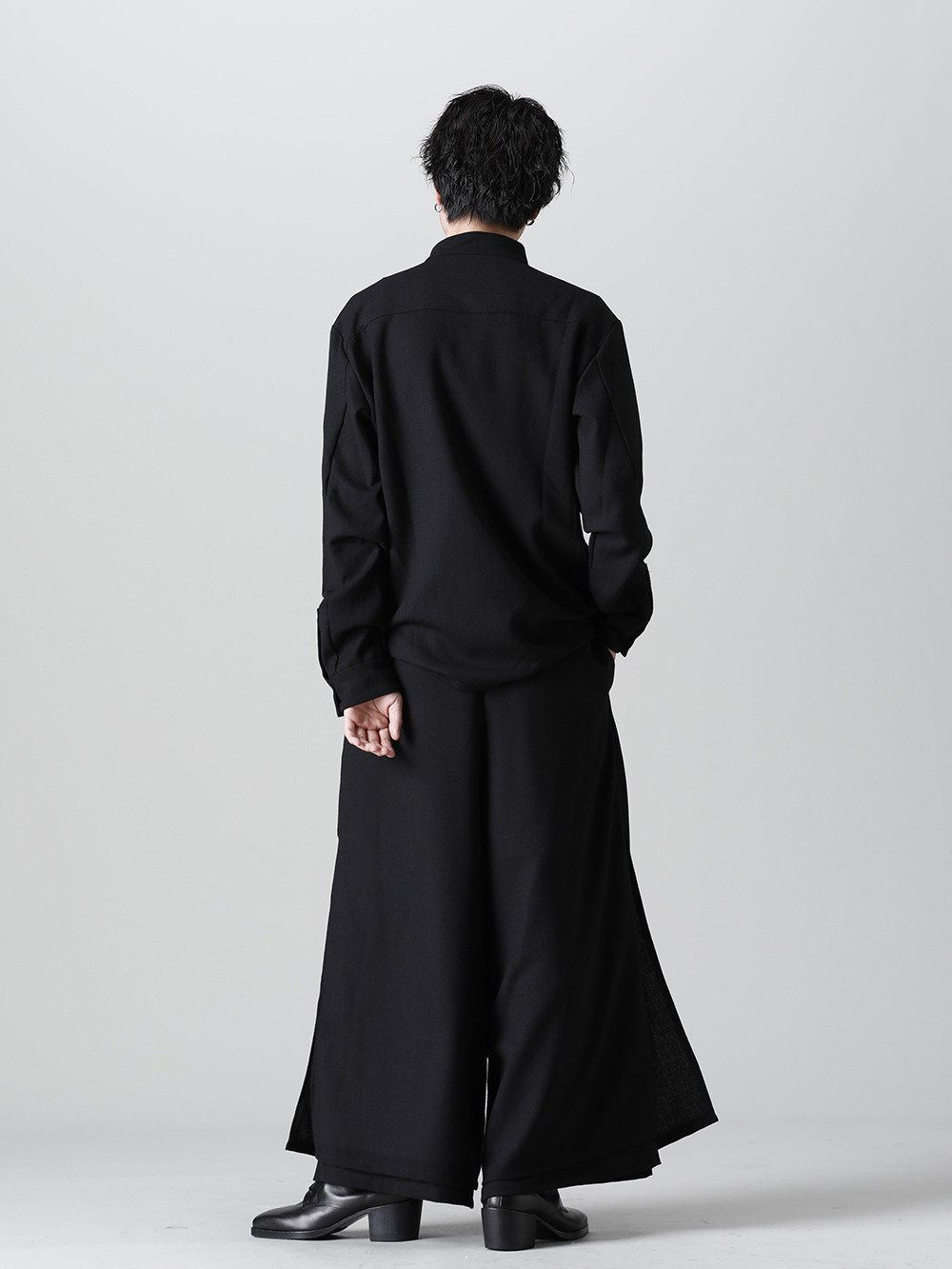 クジャク 2022-23AW - kujaku(クジャク) 2022-23AWコレクションより第2弾目が到着！只今より店頭・通販共に販売開始！ - KJ-22AW21(ミゾカクシ シャツ) - 1-002