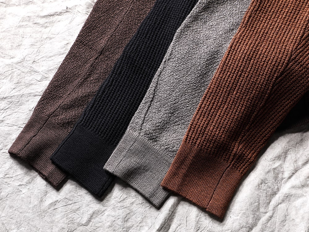 DEVOA 22-23AW KTS-CZM-Black Cardigan merino wool Black KTS-CZM-Gray Cardigan merino wool Gray KTS-CZM-Camel Cardigan merino wool Camel KTS-CZM-Chocolate Cardigan merino wool Chocolate