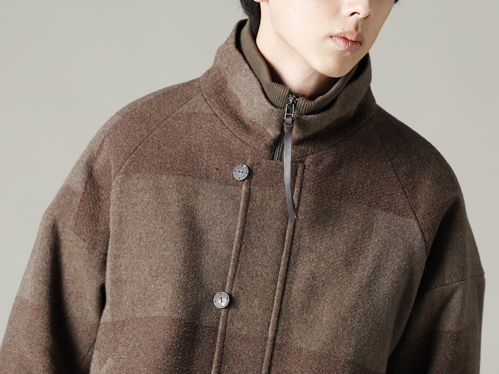 DEVOA(デヴォア) 22-32AW(秋冬) メリハリをつけたデザインで全体にまとまりを -  JKI-SNM L7 コート ウールニードルパンチ