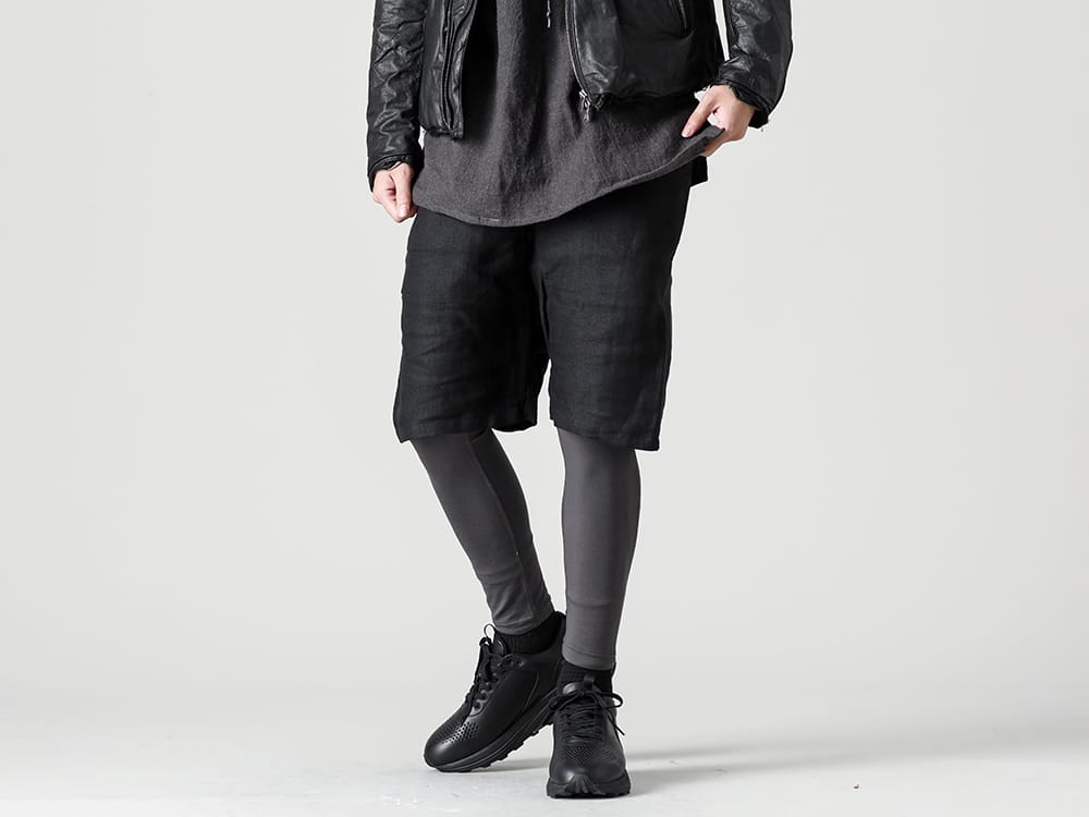 RIPVANWINKLE - リップヴァンウインクル 22-23AW スタイリング - レザージャケット レイヤードスタイル 見出し3 223-Pocket Shorts - RB-420-Modal Jersey Leggings C.Gray - SCV186C016-Night Run light Black 3-001