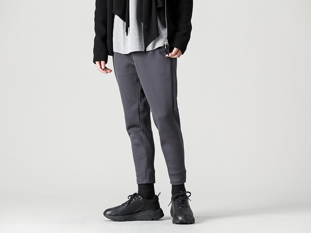 RIPVANWINKLE 22-23AW Styling - Maison Margiela Drivers Knit Stole Style New motorcycle jersey pants with a knitted look RB-434-Motorcycle Jersey Pants Selenium Gray - SCV186C016-Night Run light Black - CV10-0005-10th Annyversary Articulated Crew Neck LS T.Gray 3-001