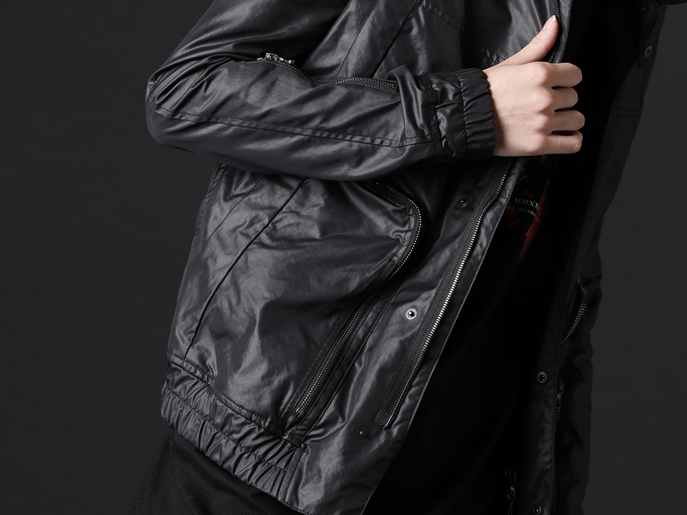 JULIUS 2022-23AW - A military-style cargo blouson with a sense of brand. - 797BLM7(Cargo Blouson Polyester Cotton Cloth) 787CUM3(DUSK Twist Tuck Short sleeve T-shirts) - 2-005