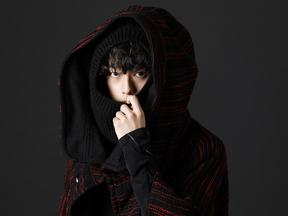 nude:masahiko maruyama / The Viridi-anne / TAKAHIROMIYASHITATheSoloist. 2022-23AW - Oversized poncho with a beautiful drape - NU-1655(Reversible Poncho) VI-3541-01-Black(Nylon Spandex Jersey Crewneck L/S Black) sk.0003AW22-Black(aran pattern balaclava Black) - 2-011