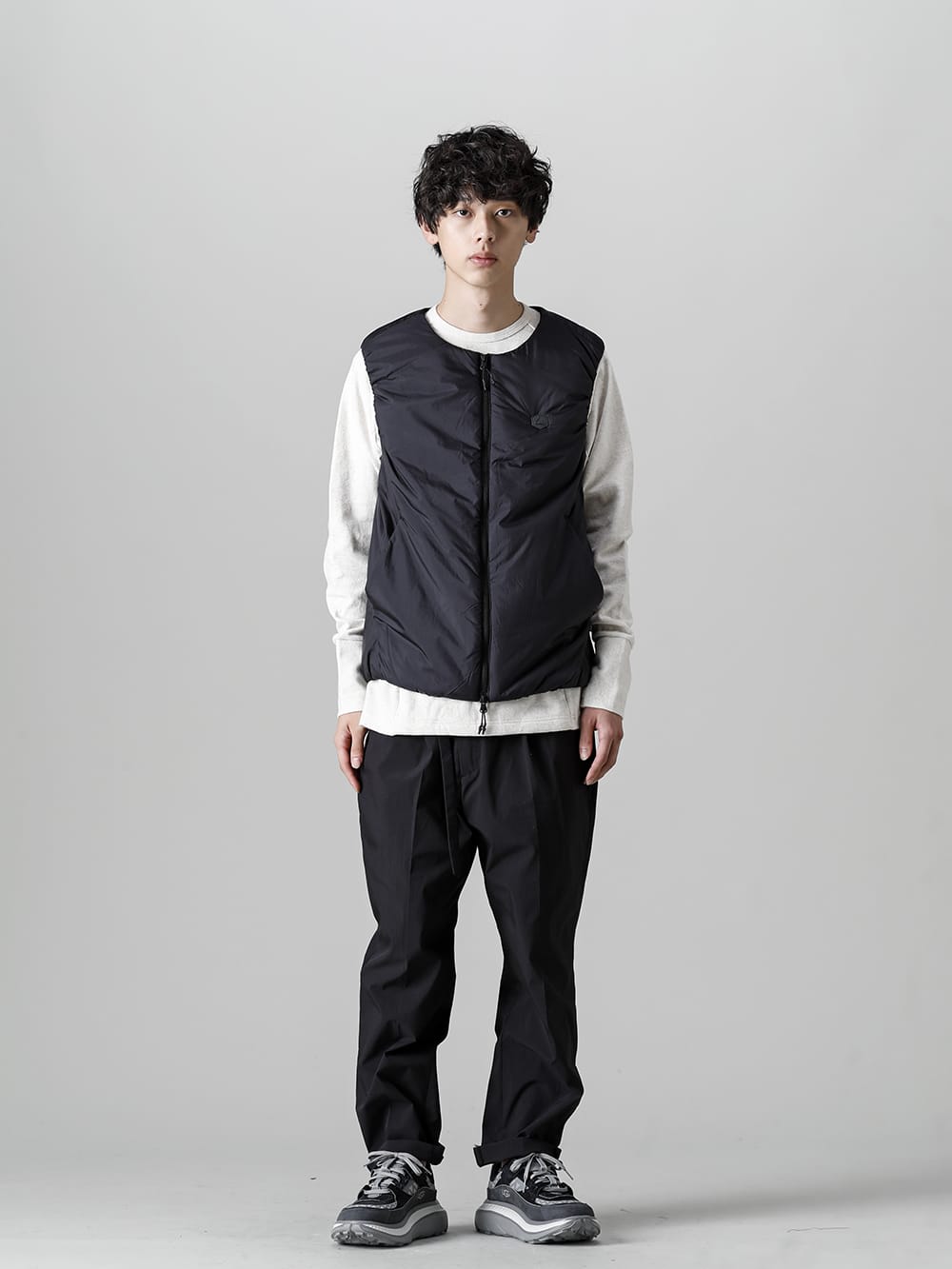 LANTERN 2022-23AW Black with a sense of stability if you choose it for basicness MMA-LAN-01-Black Heating inner Vest Black - RB-423-Oatmeal Ragran L/S Oatmeal - BK2273402 Tech Weather Wide Tapered Pants 3-001