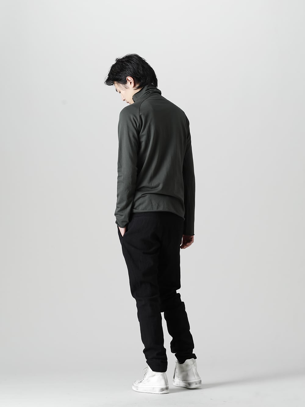 ware 22-23 Cotton Bottleneck D.Green 2-002