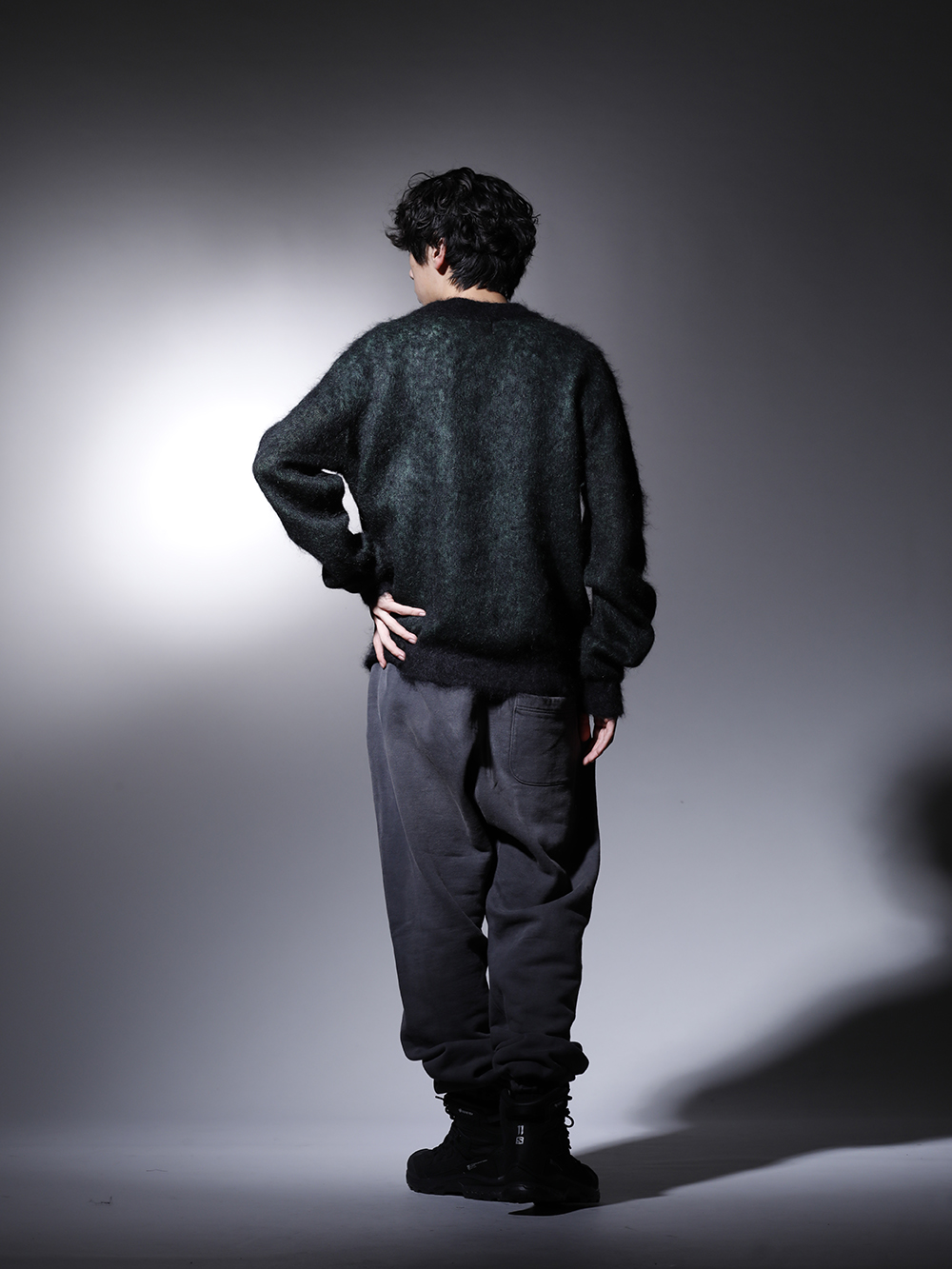 SAINT M×××××× / 11 by Boris Bidjan Saberi 2022-23AW - This dark street style is all connected by black. - SM-A22-0000-072(BORN X RAISED × ©SAINT M×××××× CLOWN Knit Black) SM-A22-0000-071(BORN X RAISED × ©SAINT M×××××× Sweat pants) BOOT2-GTX-Black(BOOT2 GTX Black) - 1-004