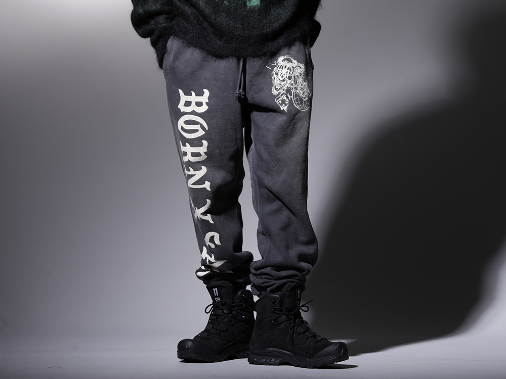 SAINT M×××××× / 11 by Boris Bidjan Saberi 2022-23AW - A bulky pair of shoes with solid functionality - SM-A22-0000-071(BORN X RAISED × ©SAINT M×××××× Sweat pants) BOOT2-GTX-Black(BOOT2 GTX Black) - 3-001