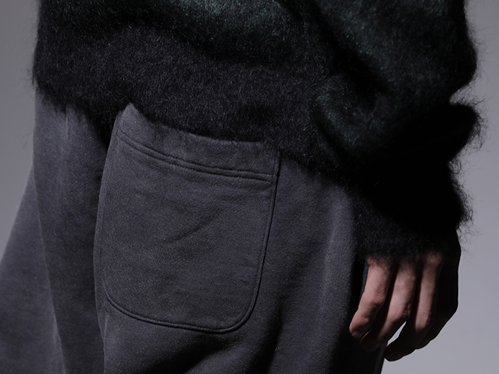 SAINT M×××××× 2022-23AW - A bulky pair of shoes with solid functionality - SM-A22-0000-071(BORN X RAISED × ©SAINT M×××××× Sweat pants) - 3-006