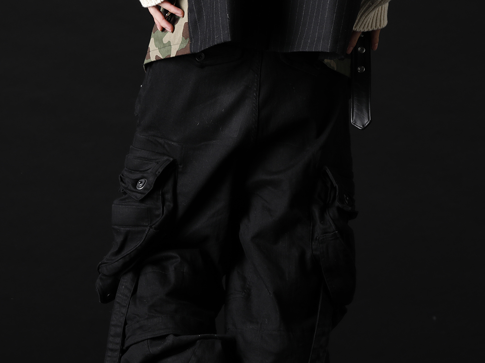 ユリウス 2022-23AW - ワイドシルエットでミリタリーモードな雰囲気漂うパンツ - 799PAM24-BK(10.5oz ストレッチデニム ガスマスク ワイドパンツ ブラック) - 3-005