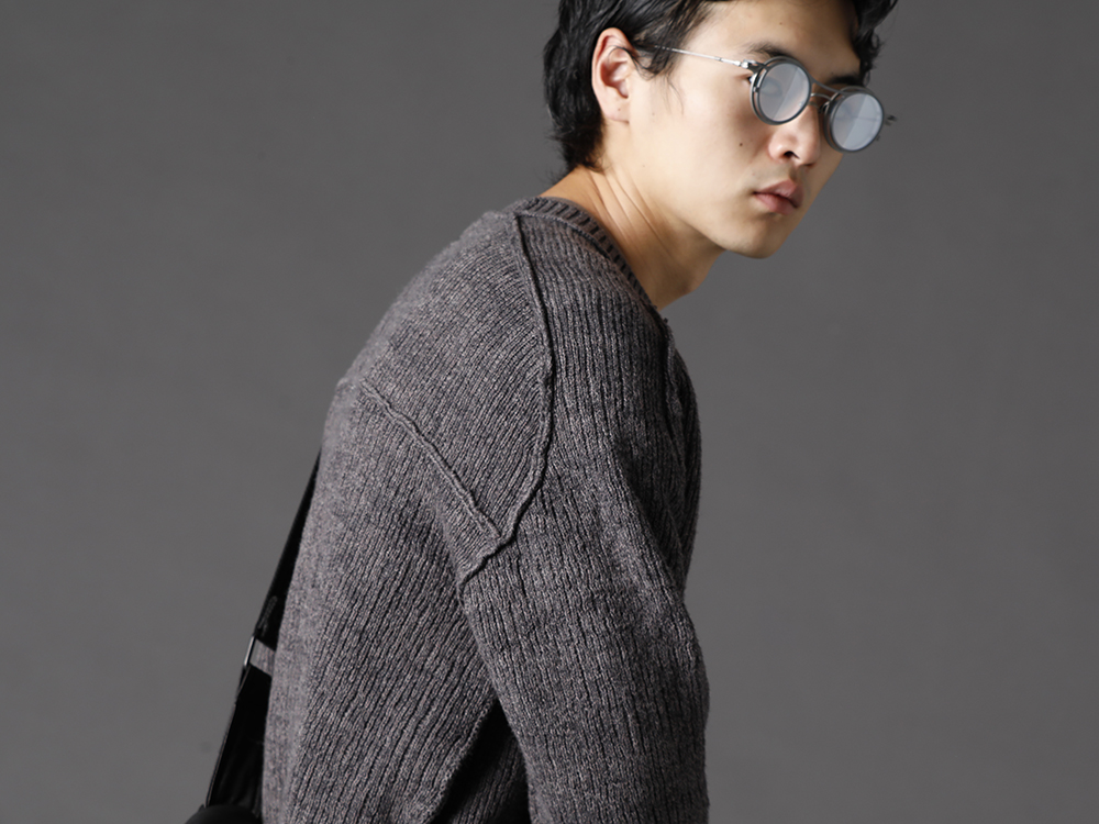 The Viridi-anne 2022-23AW - The color is accented with a simple structure. - VI-3531-07-Gray(Cotton Cashmere Pullover Gray) RG2001TVA-Gray-Gray-Clear(RIGARDS collaboration sunglasses - Gray+Gray / Clear+L.Mirror) - 2-007