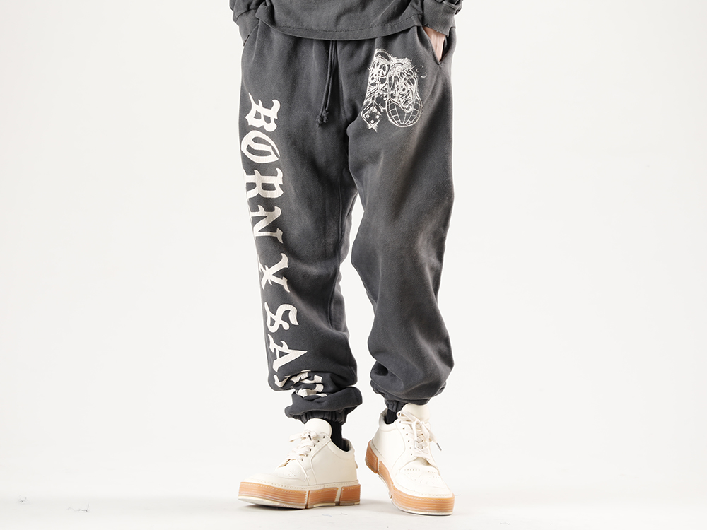 SAINT MICHAEL 2022-23AW - ©️SAINT M×××××× 2022-23秋冬系列的第5波单品发布啦!现在开始在店铺和网购同时销售! - SM-A22-0000-071(BORN X RAISED × ©SAINT M×××××× Sweat pants) - 1-017