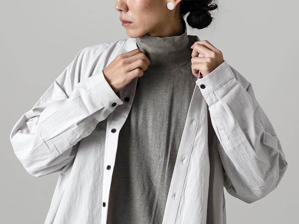 O PROJECT-オープロジェクト 22-23AW(秋冬) シャツを秋らしく取り入れたい方にオススメのタートルネックTee  - O14SRT2-LT-Grey-ボマーシャツ ファインンドライシーチング ライトグレー - 014TS2-Taupe-コットンウールジャージーロングスリーブ Tシャツ トープ  2-004