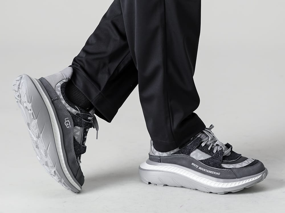 White Mountaineering 2022-23AW White Mountaineering popular tapered silhouette pants that can be worn with any top! - WM2273408
WM × F.C.Real Bristol Tapered Pants
CLASSIC CHEST LOGO LS TEE - WM2273801 WM × UGG Sneakers 3-004