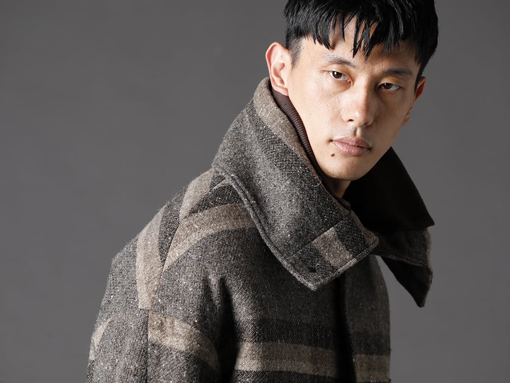 The Viridi-anne DEVOA 22-23AW Mixing brands for fashion enjoyment  - KI-CBS High neck jacket striped wool VI-3531-07-Gray Cotton Cashmere Pullover Gray 2-002