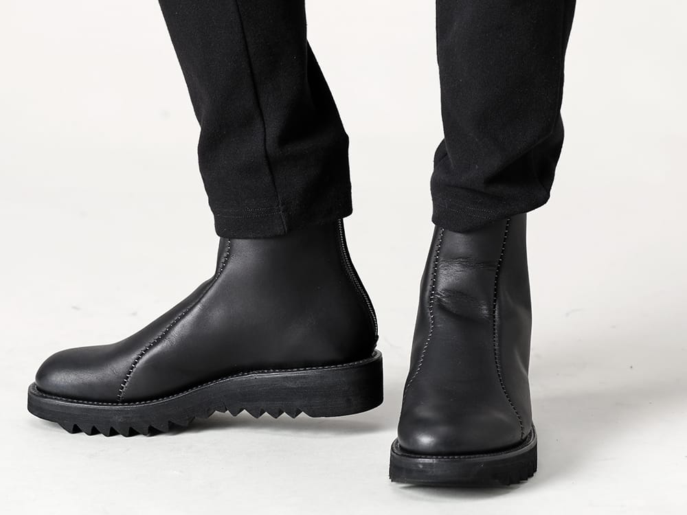 RIPVANWINKLE 2022-23AW Bomber heat cut sew made with a combination of thermal fabric. - RB-430-Deep-Black Bush Easy Jersey Deep Black
 - RB-322 Back Zip Buster
 3-007