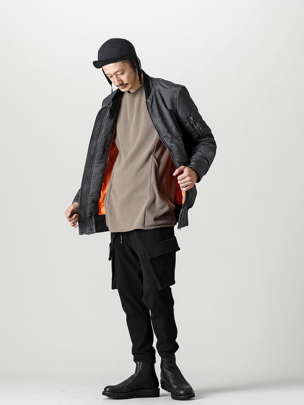 RIPVANWINKLE 2022-23AW 見出し4 - RB-436-Vintage-Black MMA-1 Vintage Black - RB-443-Selenium-Gray Climbing Jersey Selenium Gray - RB-430-Deep-Black Bush Easy Jersey Deep Black
  4-001