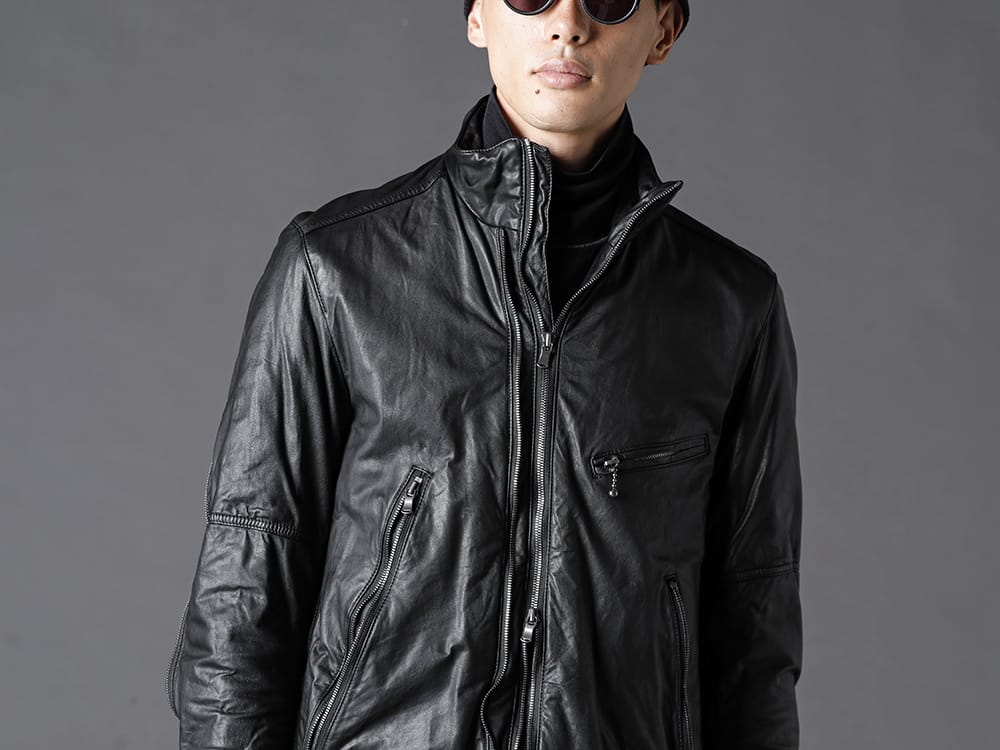 The Viridi-anne - ザ ヴィリジアン 2022-23AW シルエット変更も可能なジップデザイン - VI-3504-06-Black ゴートレザー ジャケット ブラック - VI-3542-01-Black NY/PUベア天竺 タートルT ブラック 3-001