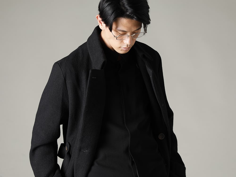 forme d'expression(フォルメ デ エクスプレッション) 22-23AW(秋冬) コーディネートは決め過ぎないサイジングバランス - HC012-MDRB ウオーデン コート HS007-FGGB リラックス アウター シャツ RG0083AG テクスチャード / クリア  3-001