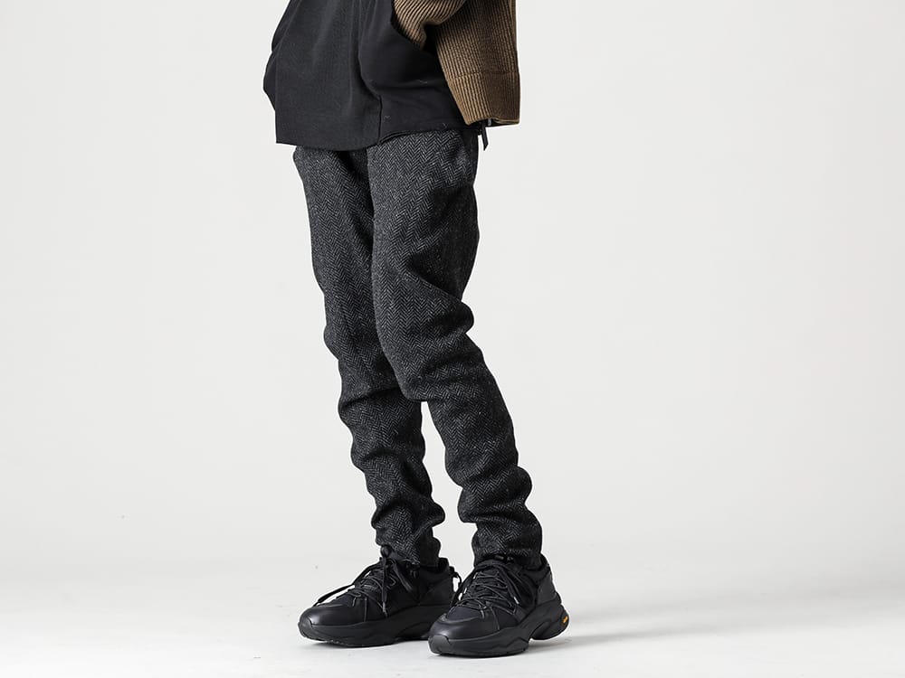 RIPVANWINKLE 2022-23AW Relaxed pants in tweed fabric that can be worn like a jersey - RB-446-T.Black Solid Wool Jersey T.Black - SVC879C004 Para Traceur Light Black 3-001
