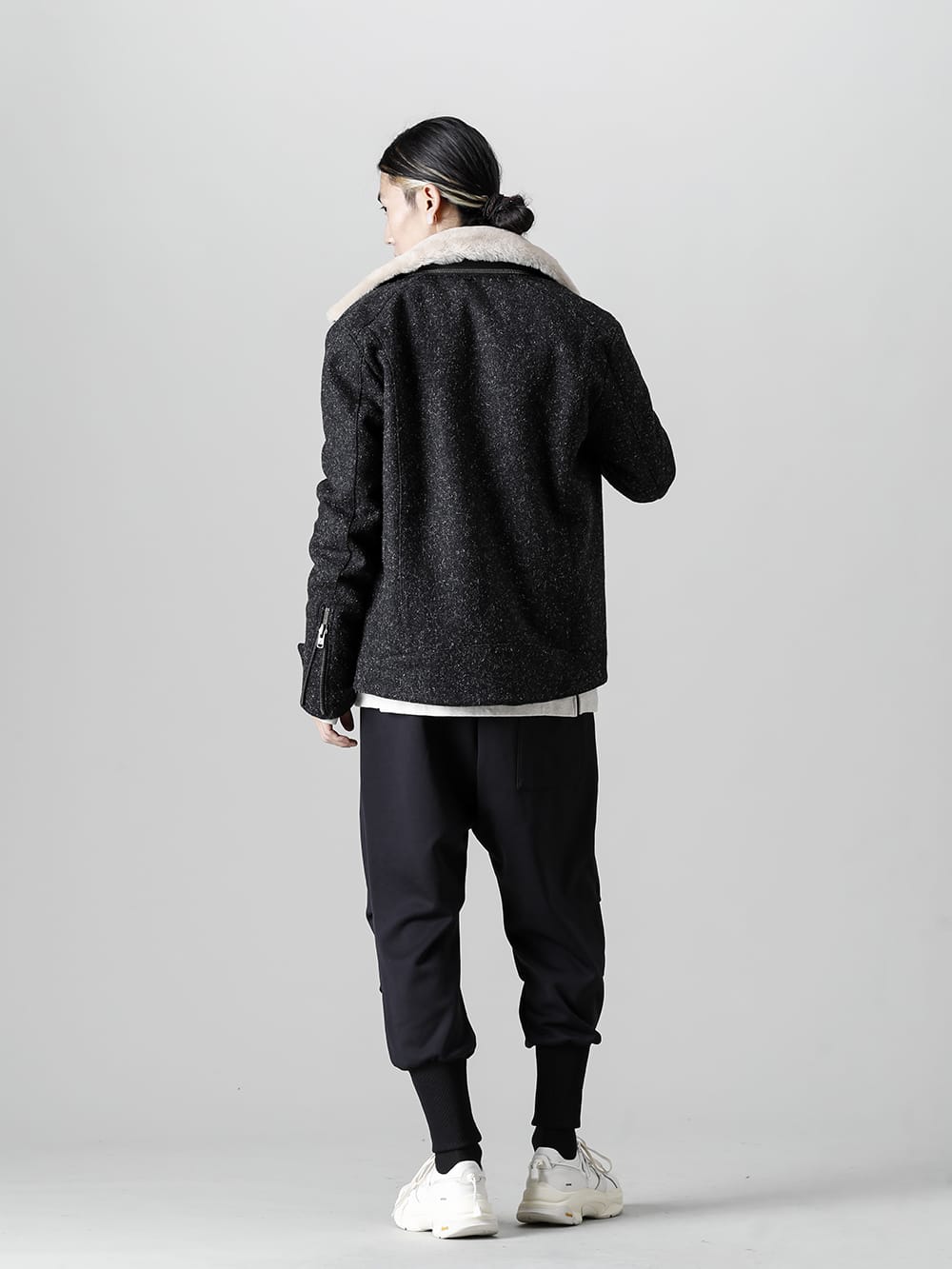 SUNCORE 2022-23AW Styling Simple jersey pants and an inner select to complement your tweed look - RB-450 Wool Boa Riders - RB-433-Matt-Black Balloon Jersey Pants Matt Black - SVC879C004-Ivory Para Traceur Light Ivory 1-002