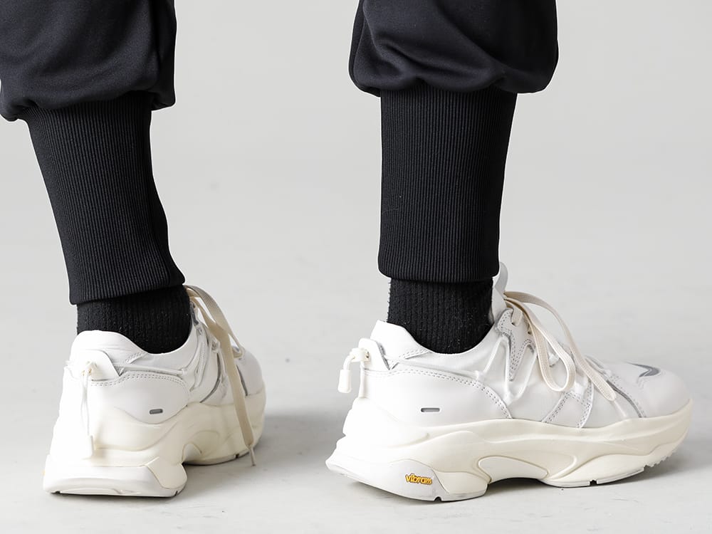 SUNCORE 2022-23AW Suncore Leather Shoes Para Traceur Light Suitable For Longer Ribs - RB-433-Matt-Black Balloon Jersey Pants Matt Black - SVC879C004-Ivory Para Traceur Light Ivory 3-005