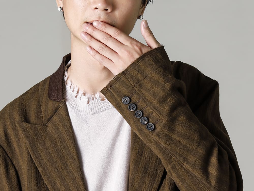 ZIGGY CHEN-ジギーチェン 22-23AW(秋冬) 細部のディテールまで拘りを感じるデザイン、着心地ともに洗練されたジャケット  - 0M2230919-ウルトラライトウェイト 2ボタンブレザー - UK7553-Off-White-ロングスリーブ ニットトップ. オフホワイト 2-001