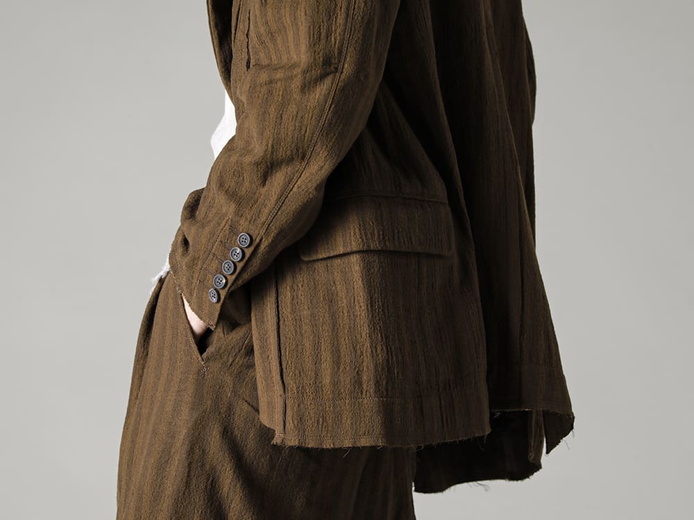 ZIGGY CHEN-ジギーチェン 22-23AW(秋冬) 細部のディテールまで拘りを感じるデザイン、着心地ともに洗練されたジャケット  - 0M2230919-ウルトラライトウェイト 2ボタンブレザー - UK7553-Off-White-ロングスリーブ ニットトップ. オフホワイト 2-004