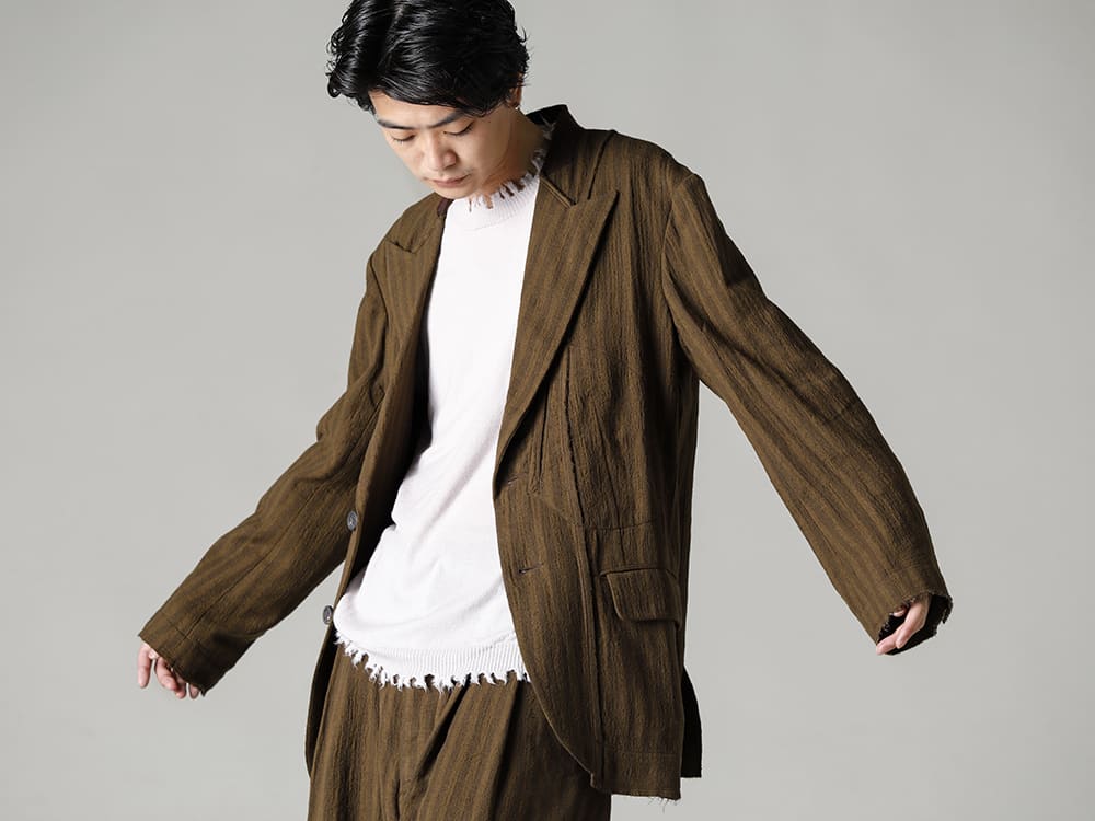 ZIGGY CHEN-ジギーチェン 22-23AW(秋冬) 細部のディテールまで拘りを感じるデザイン、着心地ともに洗練されたジャケット  - 0M2230919-ウルトラライトウェイト 2ボタンブレザー - UK7553-Off-White-ロングスリーブ ニットトップ. オフホワイト 2-005