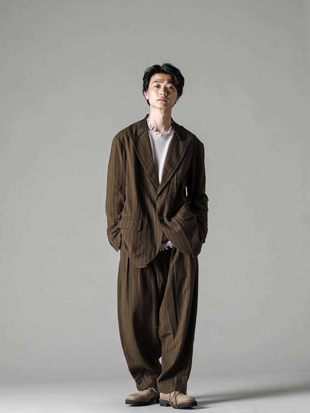 ZIGGY CHEN(ジギー チェン) 22-23AW(秋冬) 0M2230919 ウルトラライトウェイト 2ボタンブレザー 3-001