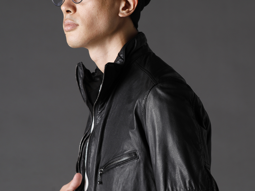 The Viridi-anne 2022-23AW - Military-style leather jacket with eye-catching zipper design. - VI-3504-06-Black(Goat Leather Jacket Black) - 2-006