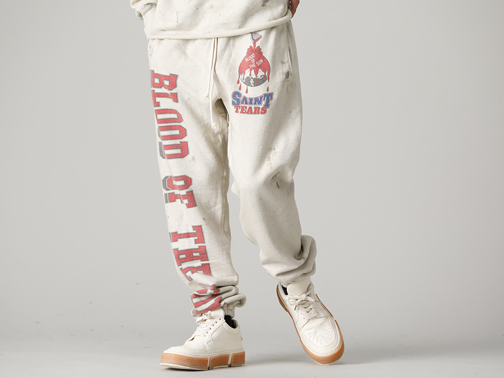 ©️SAINT M×××××× 2022-23秋冬系列的第6波单品发布了!现在店铺和网购同时开始销售! - SM-A22-0000-054(DENIM TEARS × ©SAINT M×××××× SAINT TEARS HOLY GRAIL Sweat pants Grey) - 1-009