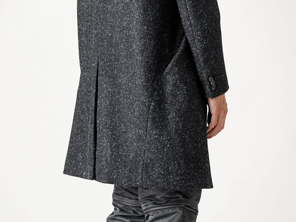 RIPVANWINKLE 2022-23AW A stand neck ski vest with eye-catching white-collar zippers  - RB-453 Chester Coat
 - RB-452 Ski Vest - RB-400 Double Dolman-T 2-003