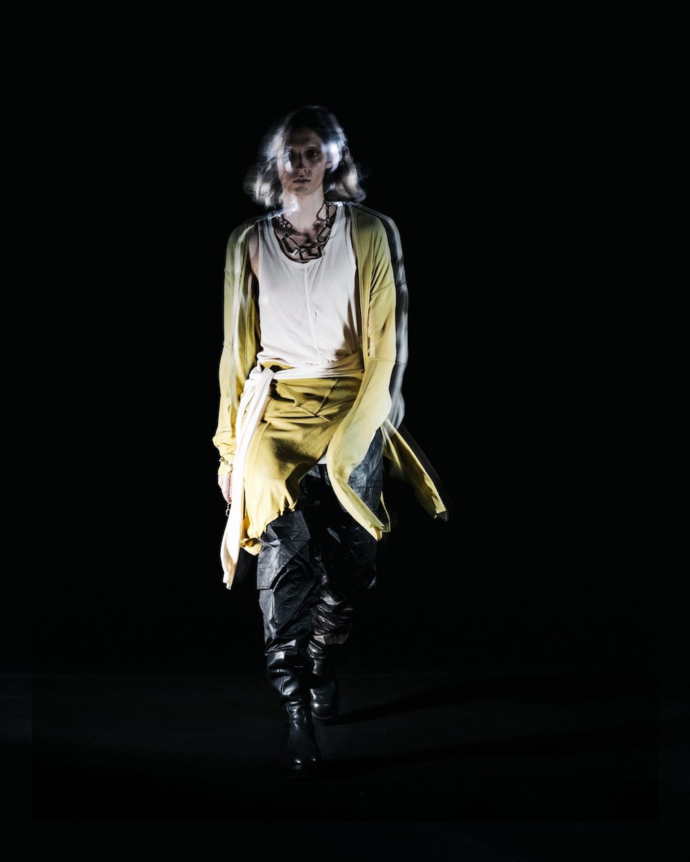 只今よりJULIUS(ユリウス) 2023SS(春夏)コレクションのオンライン先行予約受付を開始いたします! - 1-006