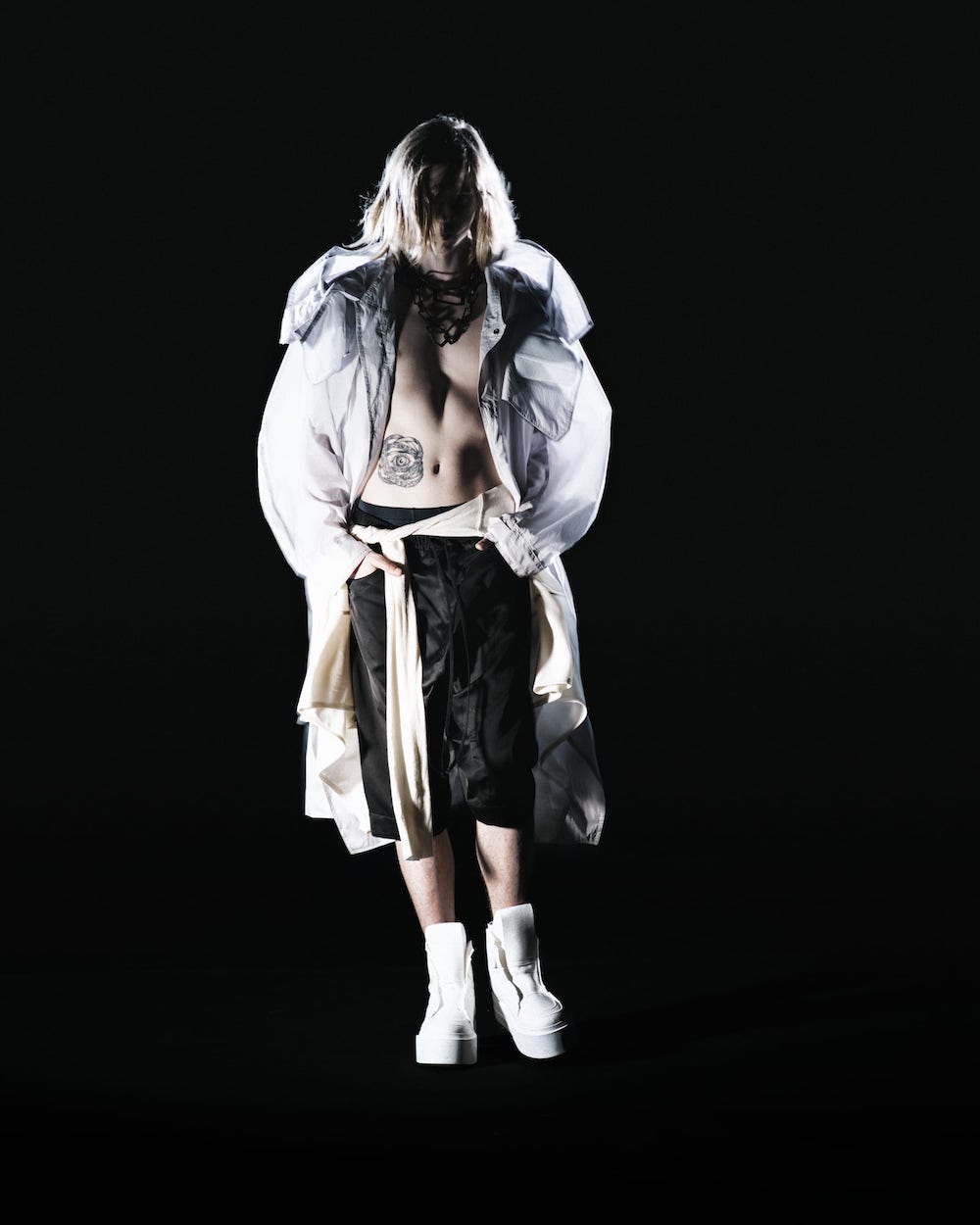 只今よりJULIUS(ユリウス) 2023SS(春夏)コレクションのオンライン先行予約受付を開始いたします! - 1-008