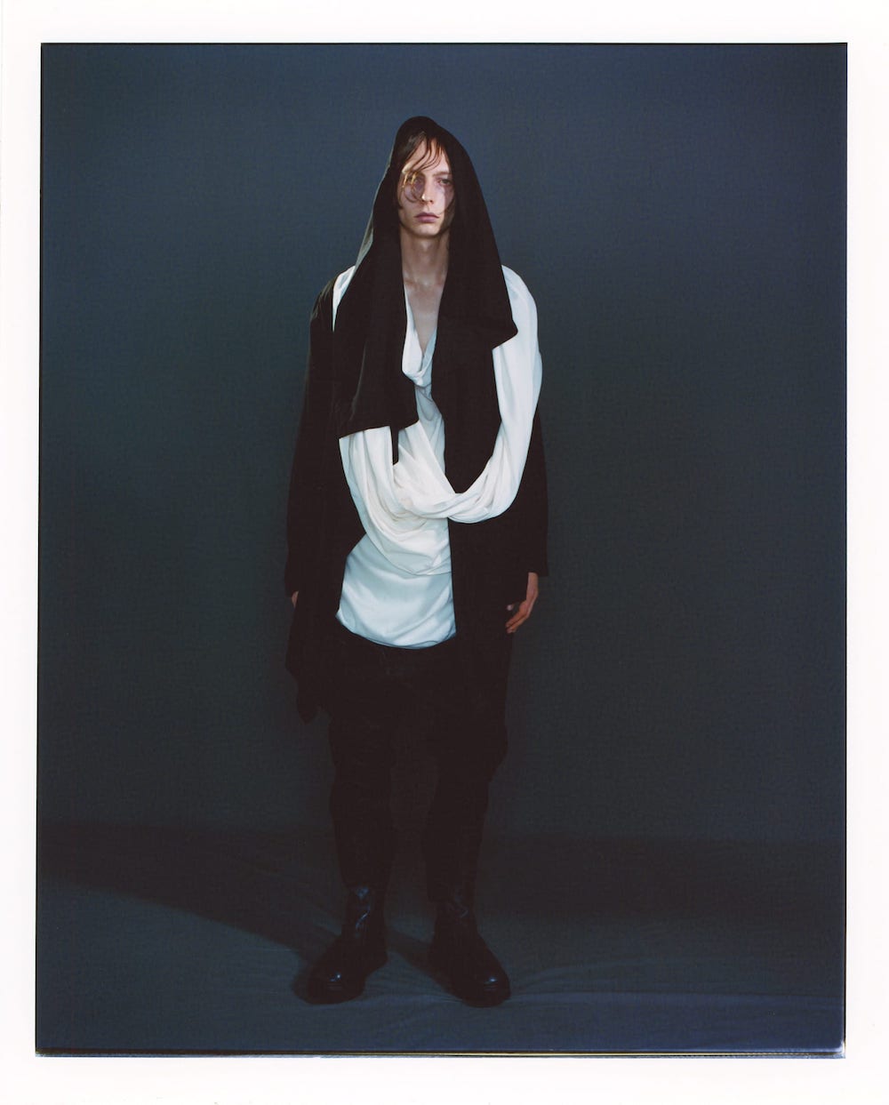 只今よりJULIUS(ユリウス) 2023SS(春夏)コレクションのオンライン先行予約受付を開始いたします! - 2-006