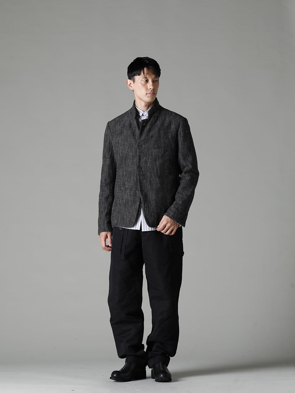 Forme D`expression 22-23AW  - Original textiles add color to fashion The luxury feel that only handmade brands can offer - UG061-354G Short Jacket - Sh112-A70 Tyrol Shirt - 22C-63MTR-Black 1960 British Military Trousers Base Cargo Pants Black - PL0FZ Orthopaedic Decollete Shoes Double Sole Horse Full Grain - PL0FZ
