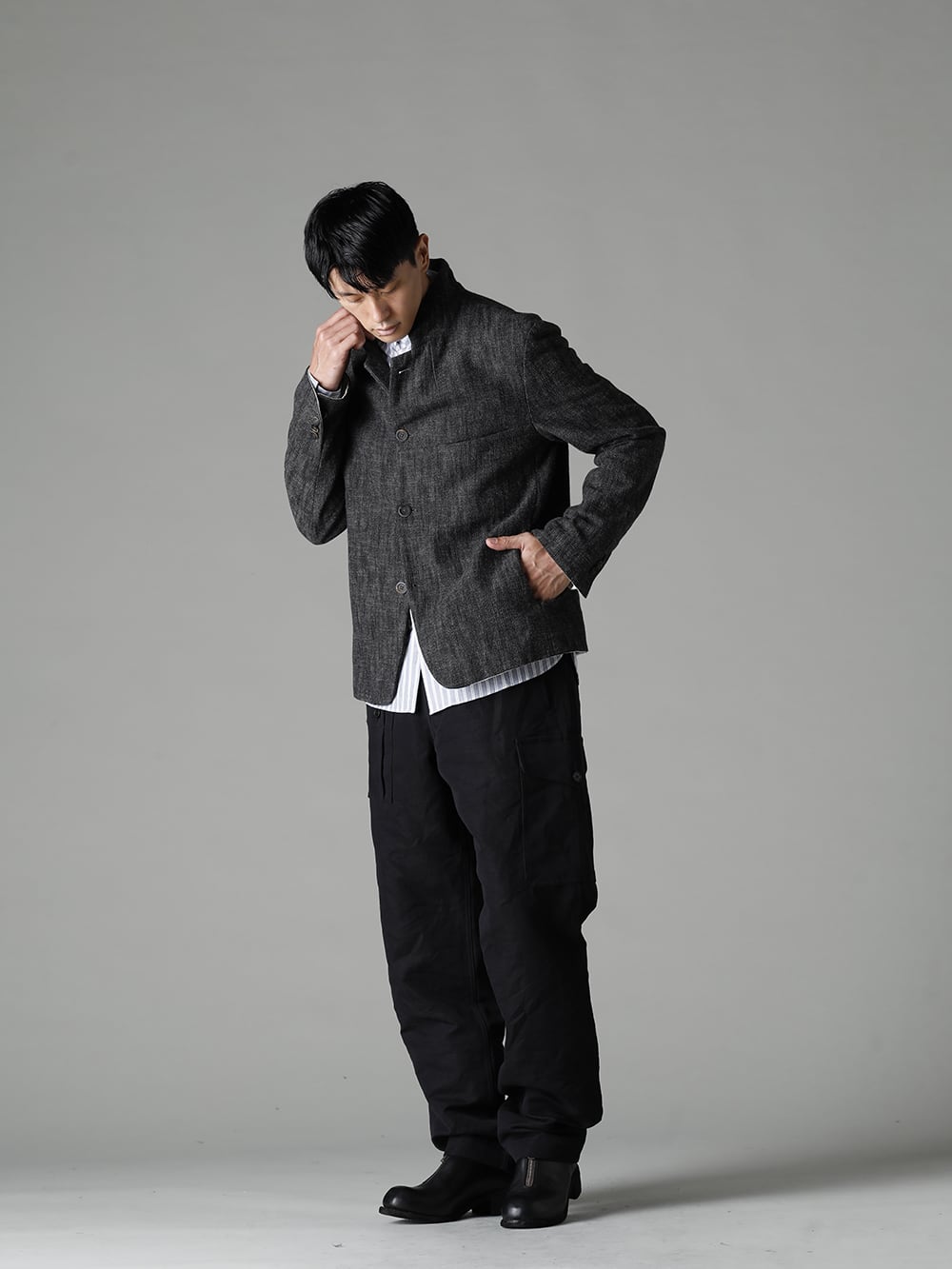 Forme D`expression 22-23AW  The luxury feel that only handmade brands can offer - UG061-354G Short Jacket - Sh112-A70 Tyrol Shirt - 22C-63MTR-Black 1960 British Military Trousers Base Cargo Pants Black - PL0FZ Orthopaedic Decollete Shoes Double Sole Horse Full Grain - PL0FZ 1-003