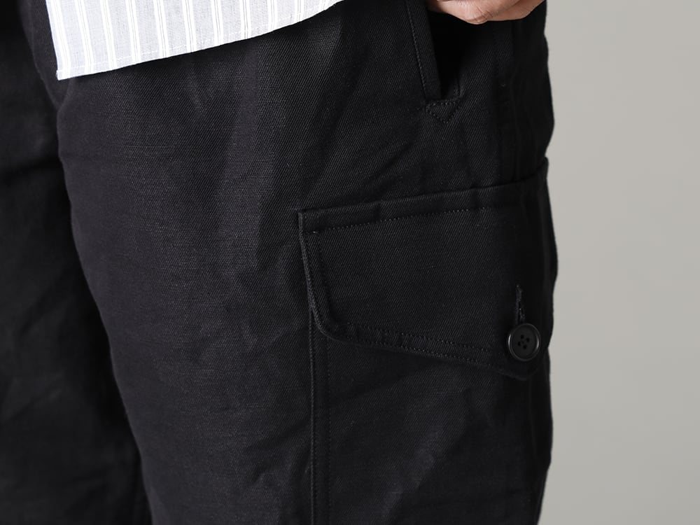 KLASICA 22-23AW Putting it all together with items that are easy to wear - Sh112-A70 Tyrol Shirt - 22C-63MTR-Black 1960 British Military Trousers Base Cargo Pants Black - PL0FZ Orthopaedic Decollete Shoes Double Sole Horse Full Grain - PL0FZ 3-005