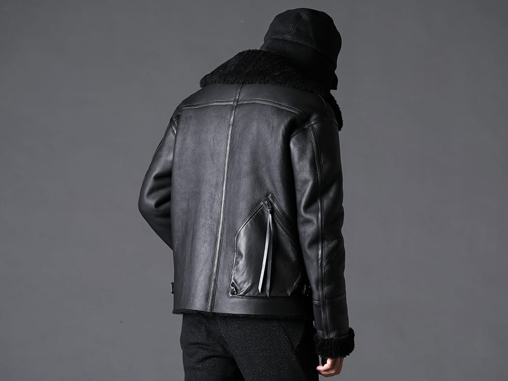 The Viridi-anne - ザ ヴィリジアン 2022-23AW ライダースデザインの肉厚なムートンジャケット  - VI-3503-06 ムートンジャケット - VI-3548-09 綿ウール キャップ 2-001