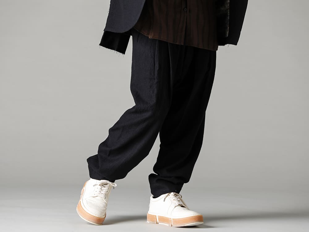 ZIGGY CHEN-ジギーチェン 22-23AW(秋冬) 幅広いシューズとマッチするシンプルトラウザー - 0M2230512-ホリゾンタルシーム テーパードカットトラウザーズ - GJ02-CO00T-レースアップブーツ - ホースフルグレインレザー - GJ02 CO00T 3-002