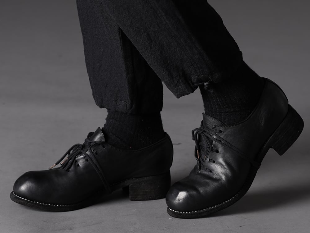 The Viridi-anne 22-23AW Convenient pants with a wide swing of style due to moderate looseness -  VI-3512-04 Wool / Linen Easy Pants PL10L-BLKT Orthopaedic Derby Shoes Horse Full Grain Leather - PL10L - PL10L KAC-CMS-22AW-Black Patchwork stole merino wool / cotton Black 3-004