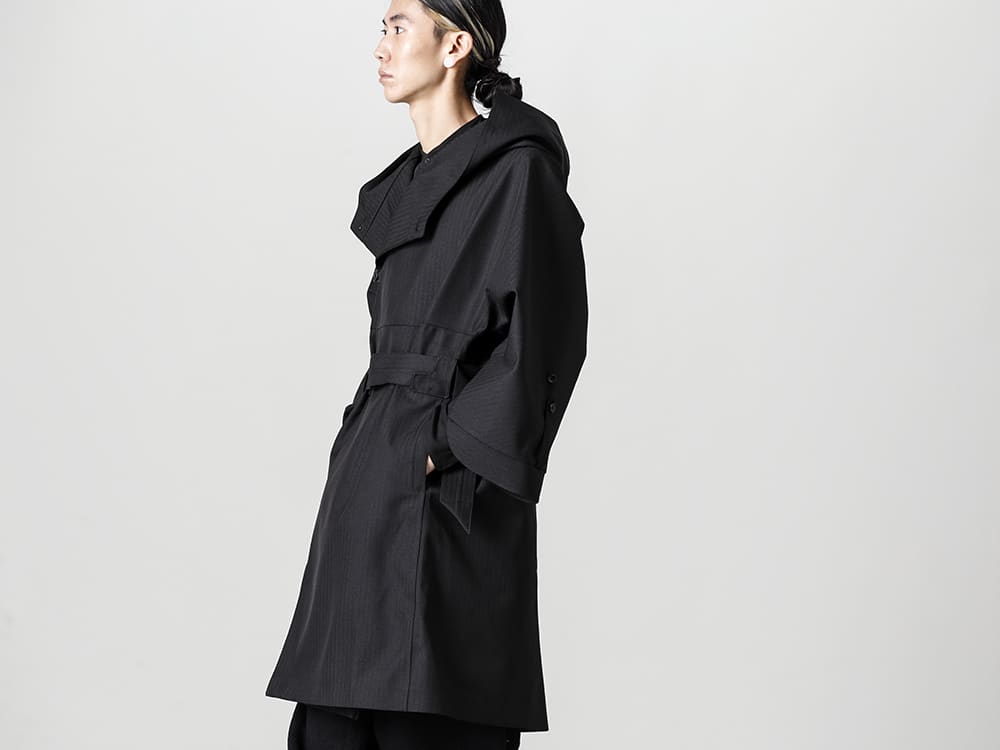 Norwegian Rain-ノルウェージャンレイン 22-23AW(秋冬) インナーに合わせてサイズ、シルエット調整が可能な万能フードコート  - Rive-Gauche-Redux-Unisex-Herringbone-Black-リヴ ゴージュ リダックス ユニセックス - 0M2230709-マンダリンカラー ポケットシャツ 2-001