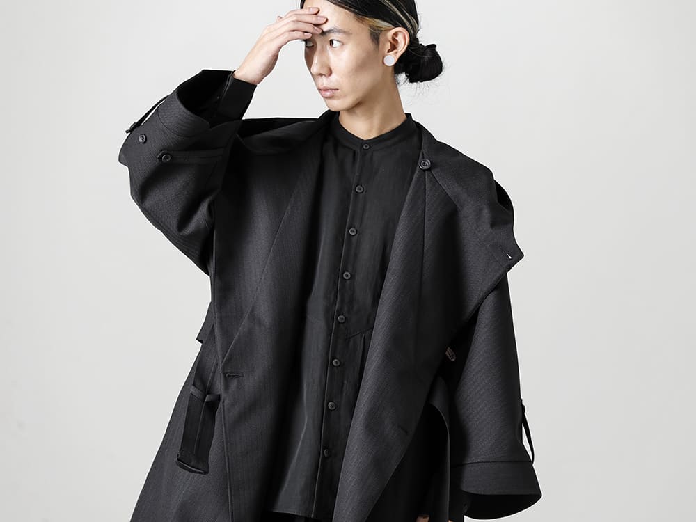 Norwegian Rain-ノルウェージャンレイン 22-23AW(秋冬) インナーに合わせてサイズ、シルエット調整が可能な万能フードコート  - Rive-Gauche-Redux-Unisex-Herringbone-Black-リヴ ゴージュ リダックス ユニセックス - 0M2230709-マンダリンカラー ポケットシャツ 2-002