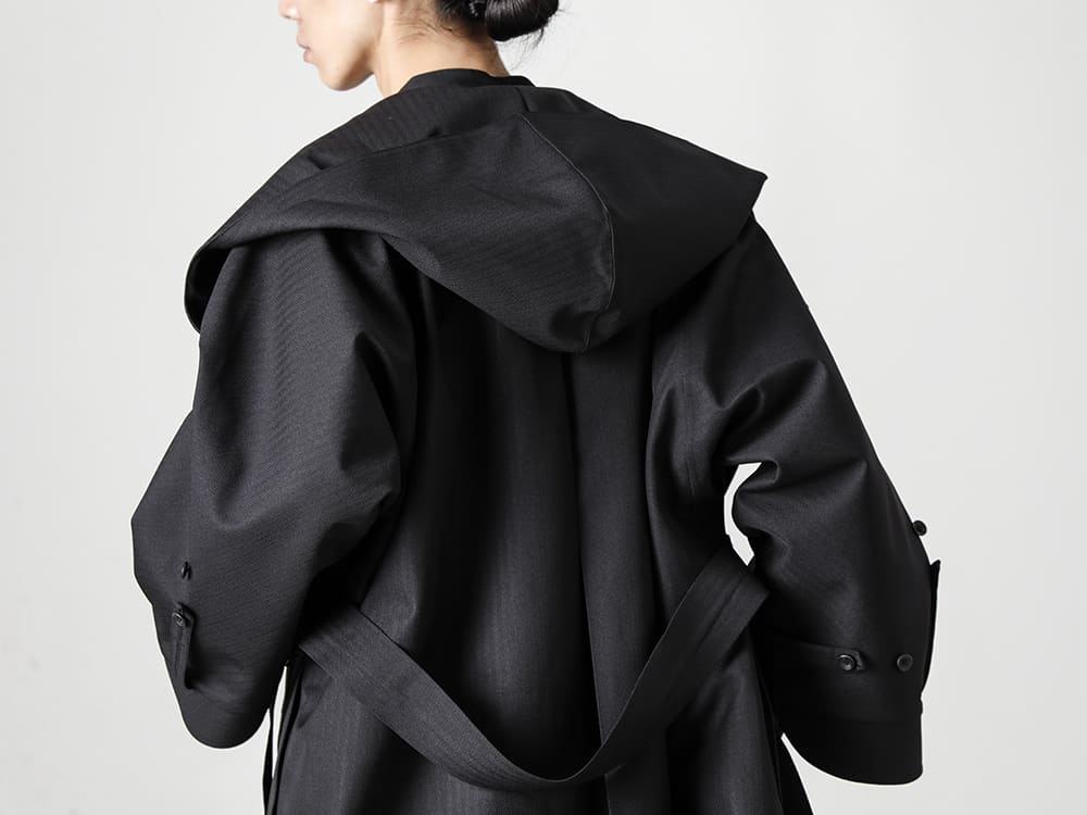 Norwegian Rain-ノルウェージャンレイン 22-23AW(秋冬) インナーに合わせてサイズ、シルエット調整が可能な万能フードコート  - Rive-Gauche-Redux-Unisex-Herringbone-Black-リヴ ゴージュ リダックス ユニセックス - 0M2230709-マンダリンカラー ポケットシャツ 2-004