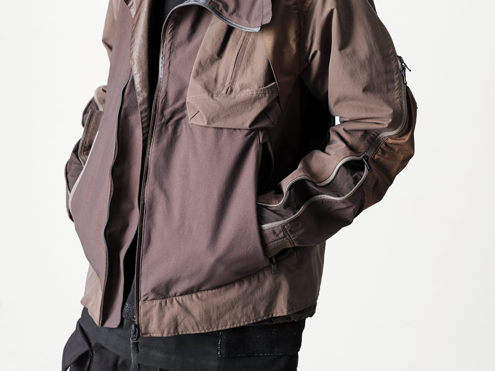The Viridi-anne 2022-23AW A Tactical Jacket that lets you enjoy a mix of materials  - VI-3508-06-Brown-Gray Tactical Jacket Brown Gray - VI-3533-01-Black Wool / Cotton brushed lining High Neck Pullover Black 2-001
