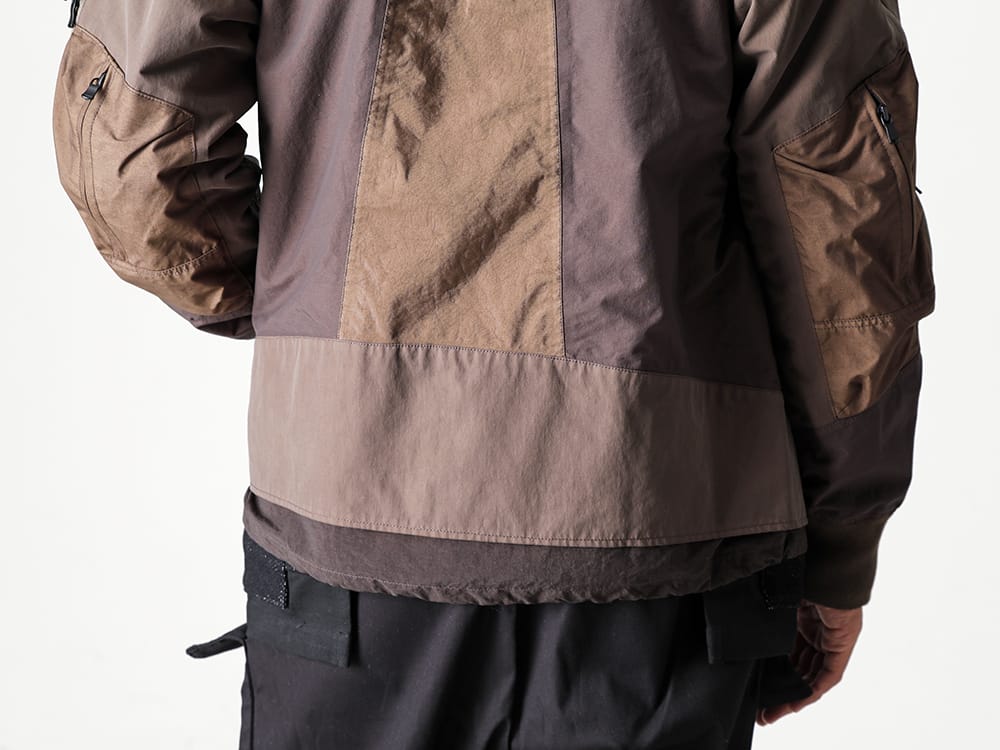 The Viridi-anne 2022-23AW A Tactical Jacket that lets you enjoy a mix of materials  - VI-3508-06-Brown-Gray Tactical Jacket Brown Gray - VI-3533-01-Black Wool / Cotton brushed lining High Neck Pullover Black 2-003