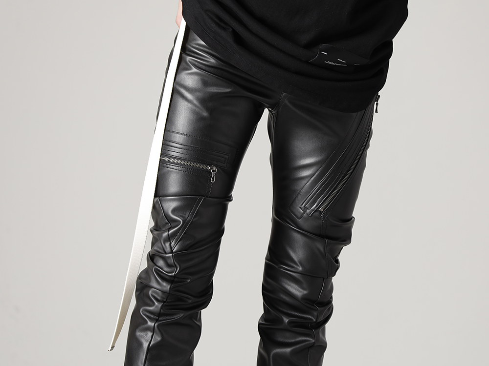 ユリウス 2023PS - JULIUS(ユリウス) 2023PSコレクションよりデリバリーが開始！只今より店頭・通販共に販売スタート！ - 807PAM8(シンセティックレザー プレザー インダイレクトパンツ) - 1-011